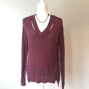 Mudd | NWT | V-Neck Tunic Pullover Sweater cut-out